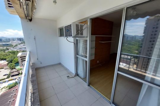 Varanda de apartamento para alugar com 2 quartos, 80m² em Barra da Tijuca, Rio de Janeiro