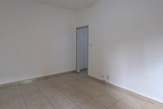 Quarto 1 de apartamento para alugar com 1 quarto, 35m² em Gonzaga, Santos