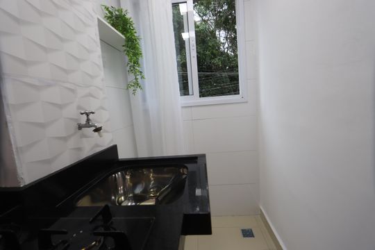 Cozinha e Área de Serviço de apartamento à venda com 2 quartos, 33m² em Jardim Imperador (zona Leste), São Paulo