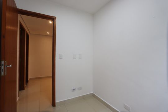 Quarto 2 de apartamento à venda com 2 quartos, 33m² em Jardim Imperador (zona Leste), São Paulo