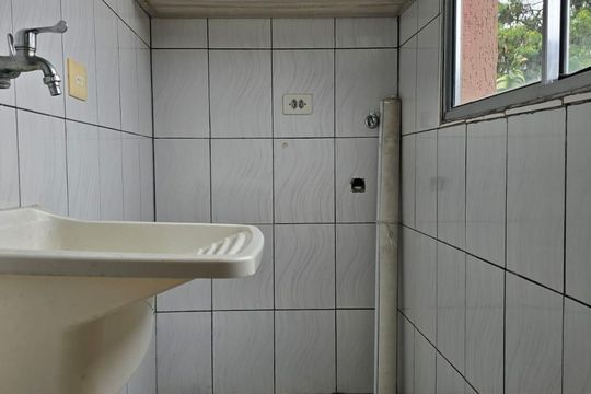 Área de Serviço de casa para alugar com 2 quartos, 50m² em Vila Rosalia, Guarulhos