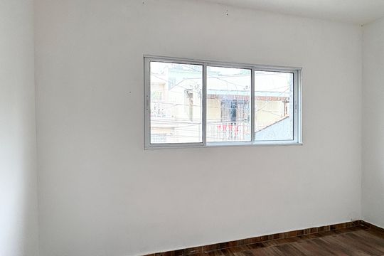 Quarto de casa para alugar com 1 quarto, 90m² em Moinho Velho, São Paulo