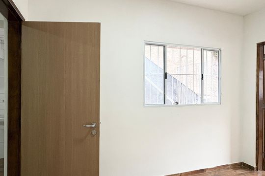 Sala de casa para alugar com 1 quarto, 90m² em Moinho Velho, São Paulo