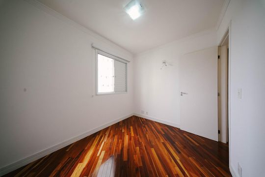 Quarto 2 de apartamento para alugar com 2 quartos, 49m² em Parque Paineiras, São Paulo