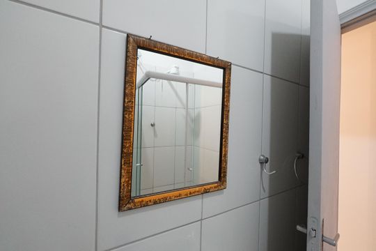 Banheiro de apartamento à venda com 1 quarto, 48m² em Vila Mariana, São Paulo