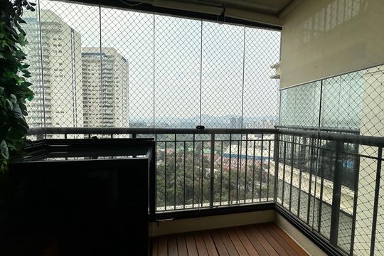 Varanda da Sala de apartamento para alugar com 2 quartos, 68m² em Jardim Tupanci, Barueri