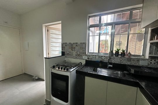 Cozinha de casa à venda com 2 quartos, 139m² em Jardim California, Barueri