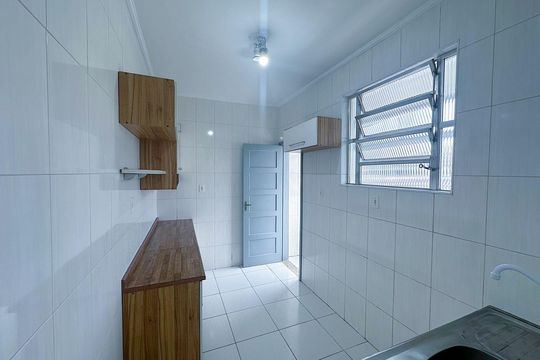 Cozinha de apartamento para alugar com 2 quartos, 89m² em Boqueirão, Santos