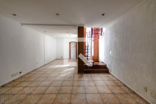 Casa para alugar com 3 quartos, 67m² em Vila Mariana, São Paulo