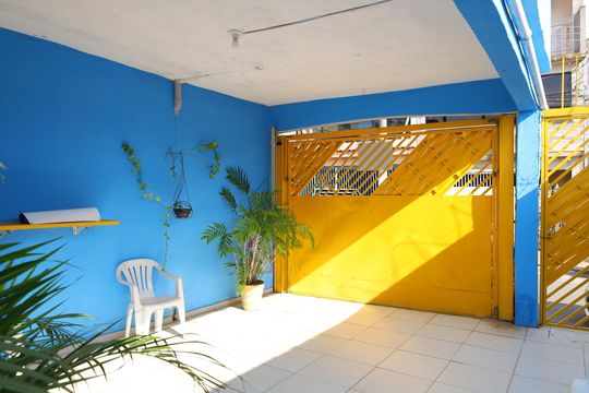 Garagem de casa à venda com 4 quartos, 125m² em Vila Abc, São Paulo