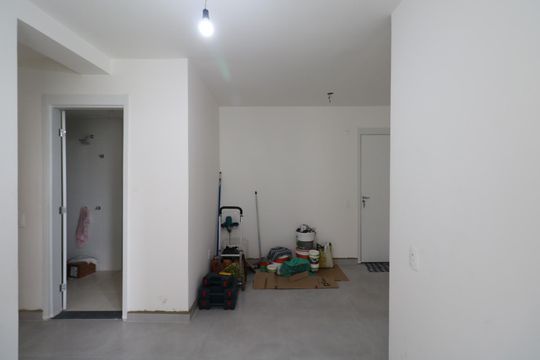 Sala de apartamento para alugar com 2 quartos, 45m² em Canhema, Diadema