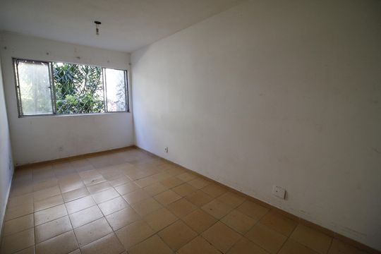 Sala de apartamento à venda com 1 quarto, 45m² em Freguesia (jacarepaguá), Rio de Janeiro