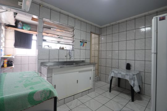 Cozinha de casa à venda com 6 quartos, 150m² em Parque Sao Rafael, São Paulo
