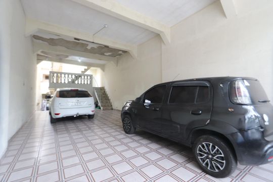 Garagem de casa à venda com 6 quartos, 150m² em Parque Sao Rafael, São Paulo
