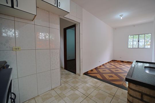 Cozinha de casa para alugar com 1 quarto, 40m² em Vila Paranagua, São Paulo