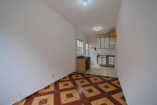 Sala de casa para alugar com 1 quarto, 40m² em Vila Paranagua, São Paulo