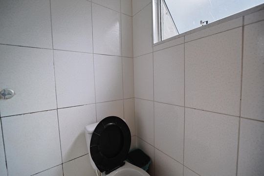 Banheiro de casa para alugar com 1 quarto, 40m² em Vila Paranagua, São Paulo