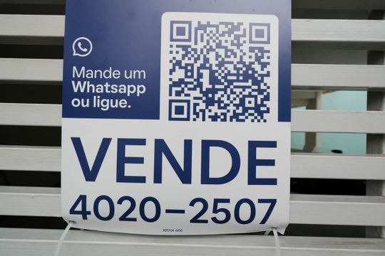 Fachada de casa à venda com 6 quartos, 250m² em Jardim Ipanema (zona Leste), São Paulo