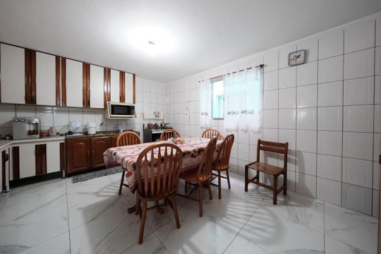 Cozinha  de casa à venda com 6 quartos, 250m² em Jardim Ipanema (zona Leste), São Paulo