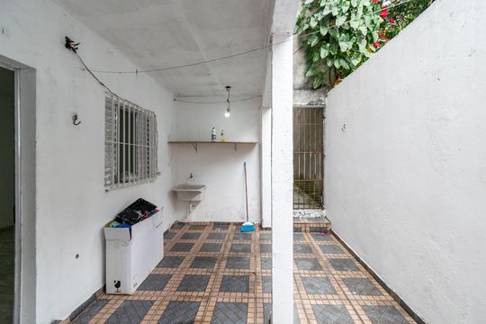 Quintal  de casa para alugar com 1 quarto, 45m² em Americanópolis, São Paulo