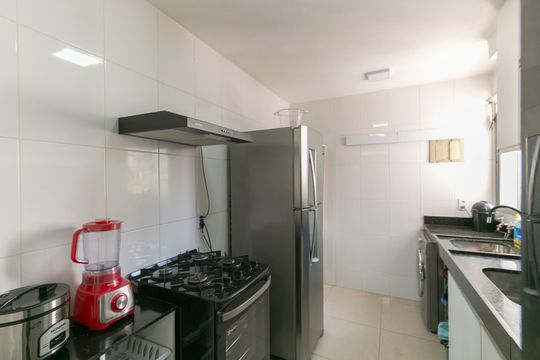Apartamento à venda com 2 quartos, 50m² em Frei Leopoldo, Belo Horizonte