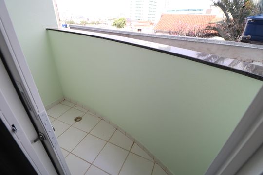 Sacada de apartamento para alugar com 1 quarto, 40m² em Tibery, Uberlândia