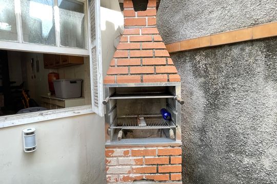 Quintal de casa à venda com 4 quartos, 196m² em Jaguaré, São Paulo