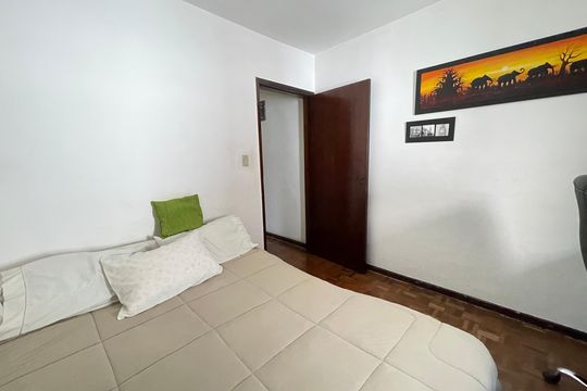 Quarto 3 de casa à venda com 4 quartos, 196m² em Jaguaré, São Paulo