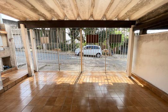Garagem de casa à venda com 4 quartos, 196m² em Jaguaré, São Paulo