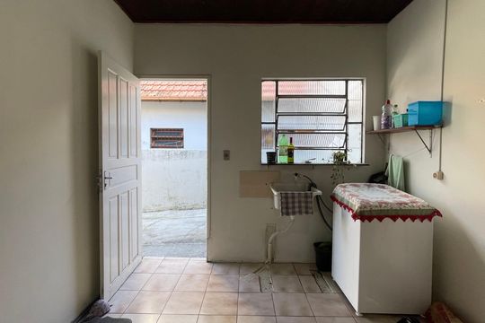 Área de Serviço de casa para alugar com 2 quartos, 66m² em Capoeiras, Florianópolis
