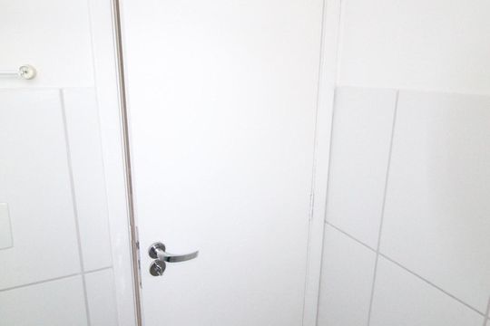 Banheiro da Suíte de apartamento para alugar com 2 quartos, 44m² em Palmeiras de São José, São José dos Campos