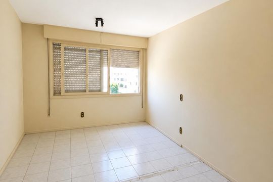 Quarto de kitnet/studio para alugar com 1 quarto, 33m² em Centro Histórico, Porto Alegre