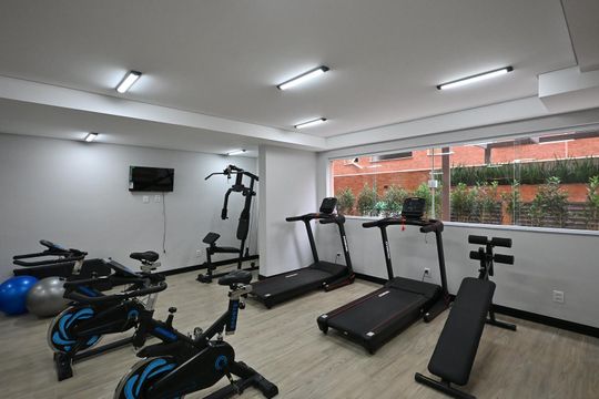 Academia de apartamento à venda com 2 quartos, 48m² em Jardim Tres Irmaos, Taboão da Serra