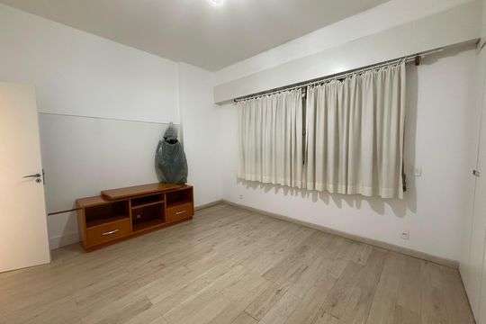 Apartamento para alugar com 3 quartos, 143m² em Santa Cecilia, São Paulo