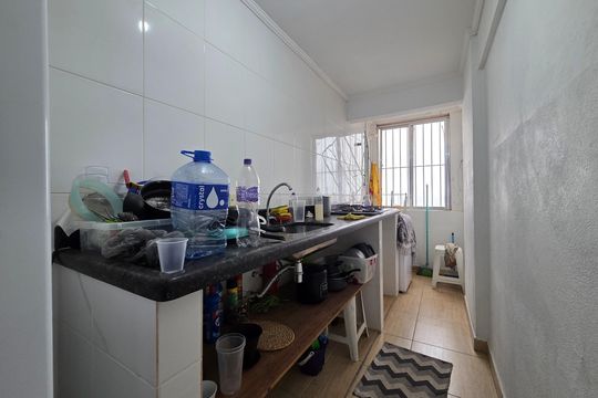 Cozinha de apartamento para alugar com 1 quarto, 49m² em Guilhermina, Praia Grande