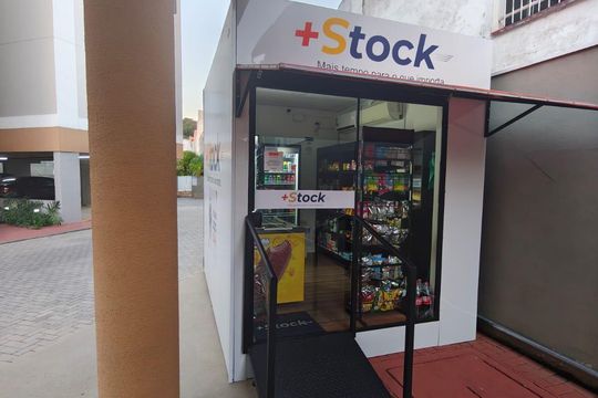 Área externa de apartamento à venda com 3 quartos, 68m² em Horto Santo Antonio, Jundiaí