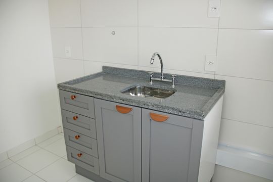Apartamento à venda com 2 quartos, 55m² em Jardim Santo Antonio, Valinhos
