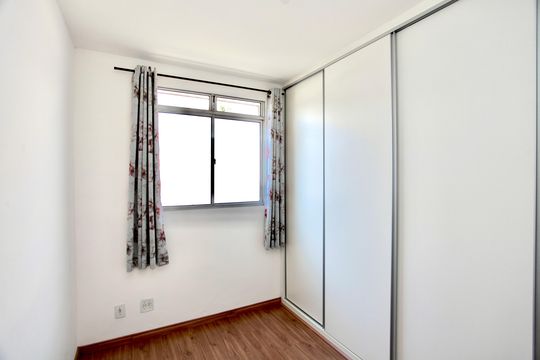Quarto 1 de apartamento para alugar com 2 quartos, 49m² em Camargos, Belo Horizonte