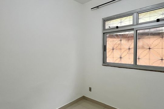 Casa à venda com 4 quartos, 360m² em Paraíso, Belo Horizonte
