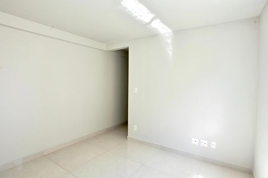 Sala de apartamento à venda com 2 quartos, 80m² em Cabral, Contagem