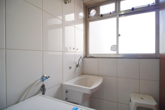 Área de serviço de apartamento para alugar com 2 quartos, 90m² em Rio Branco, Novo Hamburgo