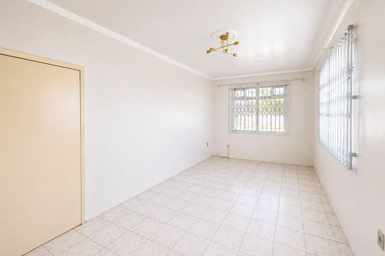 Sala de casa para alugar com 3 quartos, 150m² em Barreiros, São José