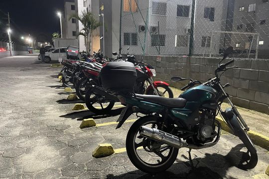Garagem de apartamento para alugar com 2 quartos, 49m² em Picadas do Sul, São José