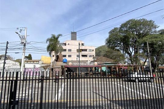 Casa à venda com 8 quartos, 530m² em Alto da Glória, Curitiba