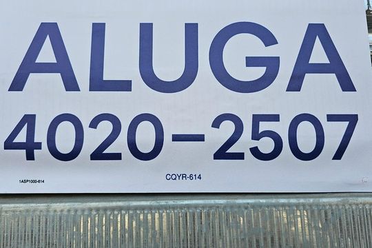 Placa código CQYR-614 1ASP1000-614 de casa para alugar com 1 quarto, 42m² em Parque Viviane, Itaquaquecetuba