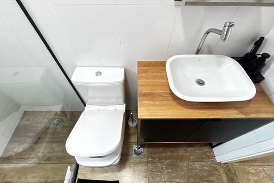 Banheiro de apartamento à venda com 2 quartos, 60m² em Vila Príncipe de Gales, Santo André