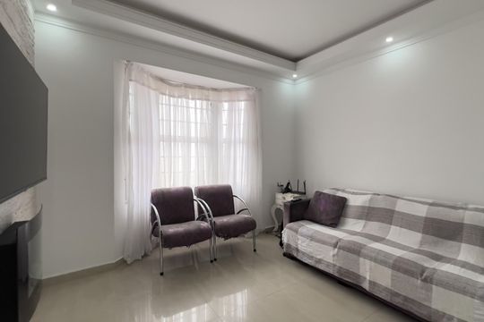 Sala de casa de condomínio à venda com 3 quartos, 110m² em Jardim Celia, Guarulhos