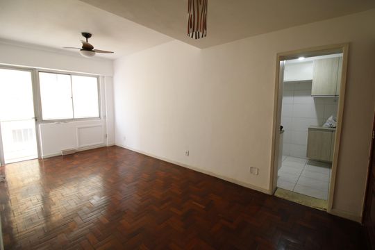 Sala de apartamento à venda com 3 quartos, 72m² em Taquara, Rio de Janeiro
