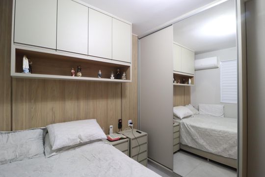 Quarto 2 de apartamento para alugar com 2 quartos, 65m² em Jardim Holanda, Uberlândia