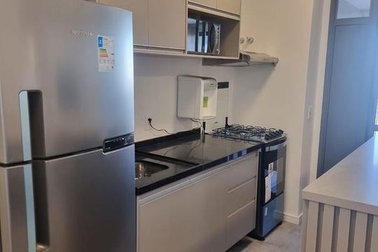 Cozinha de apartamento à venda com 2 quartos, 68m² em Itaim Bibi, São Paulo